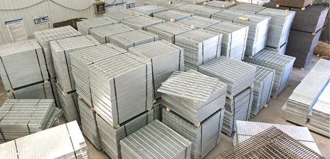 Heavy Duty Hot Dip Galvanised Steel Grating For Driveway / Walkways 45*5mm