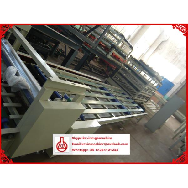 Sandwich Panel Mgo Roof Forming Machine with Roller Extruding Process
