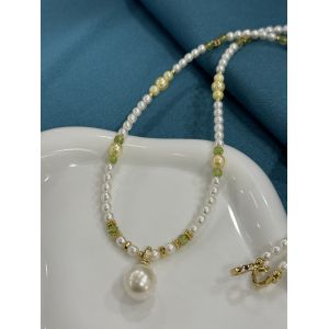 White light color round beads pendant necklace with a pendant size 14 mm and 72