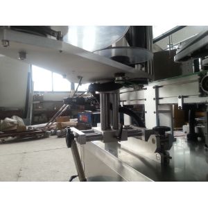 PLC PET Square Bottle Labeling Machine 600Kg Stainless Steel