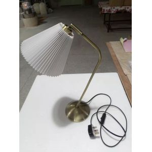 Antique White Pleated Brass Swing Arm Desk Lamp H400 For Hotels