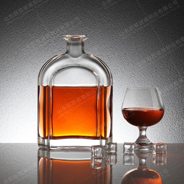 Classic Square Clear Packing Wine Bottle With Glass Lid 500ml 750ml 1000ml