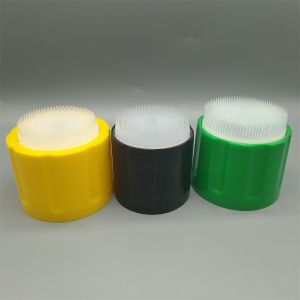 Professional Car Care Foam Cleaner Valve with Integrated Brush Cap