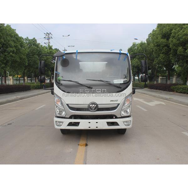 Customized Small Foton 4x2 Water Tank Truck , LHD Sprinkling Water Truck Euro 6
