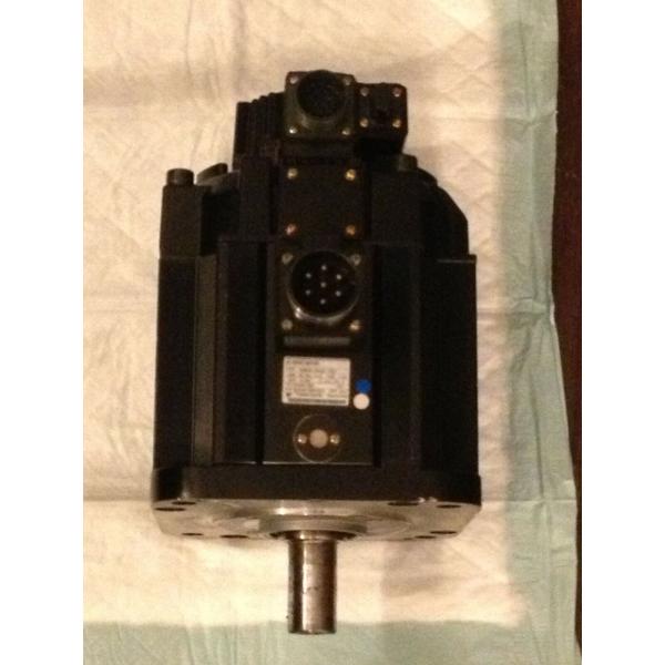 Yaskawa SGMGH-30A2B2C AC Servo Motor 30.8A 2.9KW 1500RPM 200V NEW