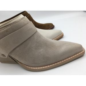 Casual Platform Womens Leather Dress Shoes Beige 3 Inch Heel Closed Toe