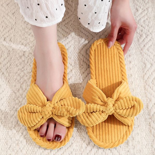 Classical Designs Women's Indoor Slippers Soft Sole Open Toe House Slippers OEM