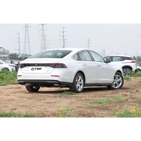 Accord Sedan Affordable Petrol Cars with Leather Seats and Manual Copilot Adjustment
