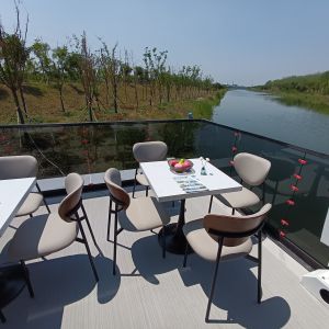 Aluminum Restaurant Boathouse floating restaurant For Elegant Dining Experience