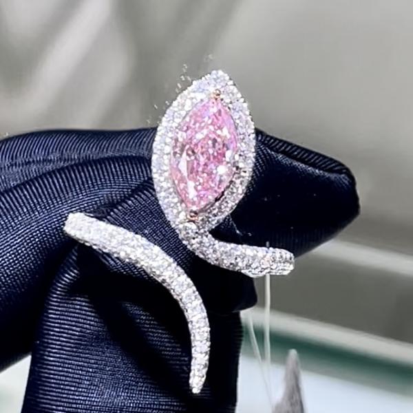 18k Marquise Shape Luxury Design Women Ring Pink Lab Grown Diamond Ring For Party / Banquet