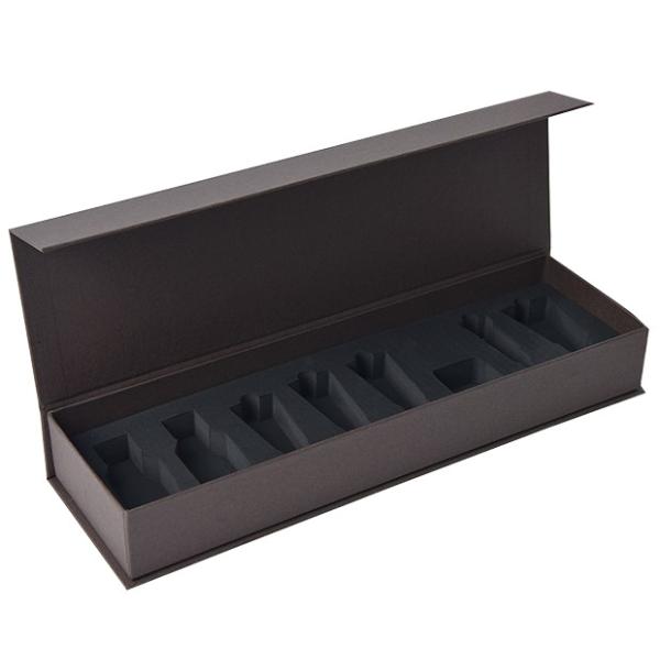 Buy C1S C2S Foldable Magnetic Essential Oil Cardboard Box CMYK Pantone at wholesale prices