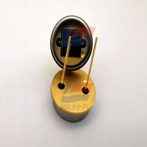 Silicon Photodiodes S1226-18BK S1226-18BQ Suppression Of NIR Sensitivity