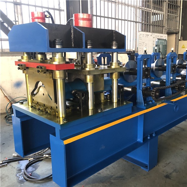 0.4 - 0.6mm thickness Pre Engineering Building Forming Machine Press Step Type