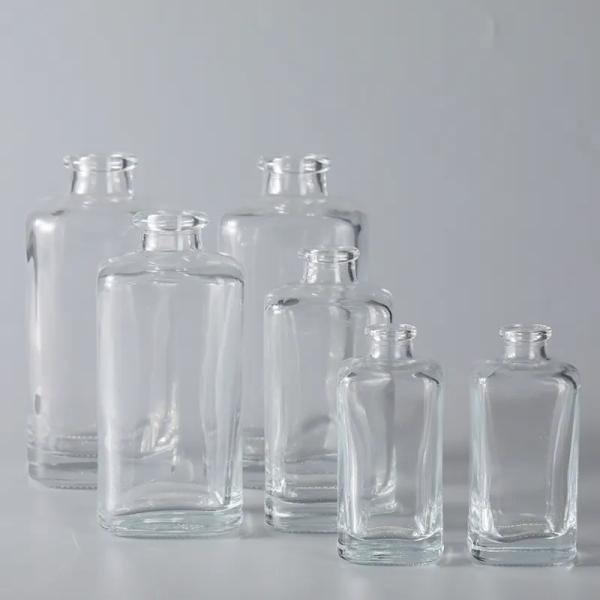 Round Glass Liquor Wine Whisky Tequila Vodka Bottle with Cork 100ml 200ml 250ml 300ml