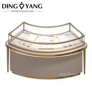 Fashion Curve Jewellery Display Showcases Beautiful Firm Structure With Highly