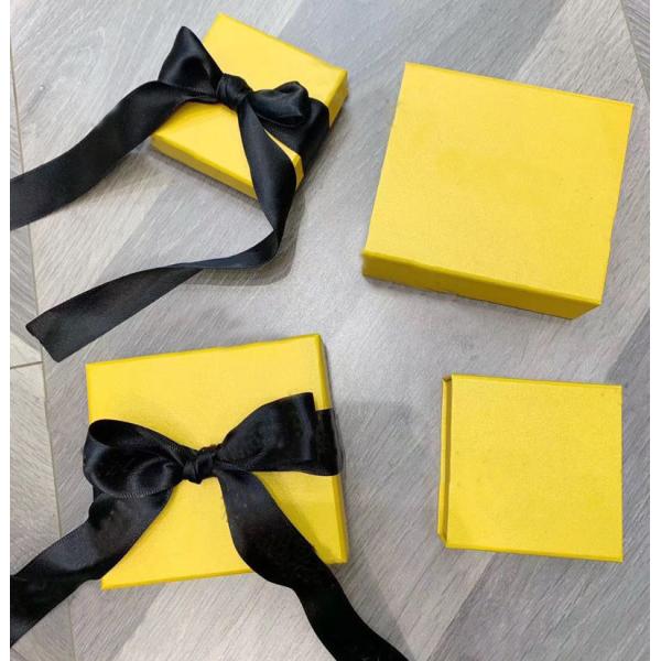 Buy Corrugated Rectangle 80gsm Offset Paper Gift Packing Boxes CMYK Color at wholesale prices