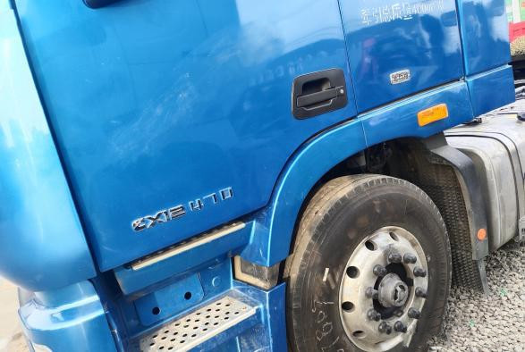 Ouman GRL 6*4 Used Tractor Truck 470HP Used Tractor Trailer Diesel