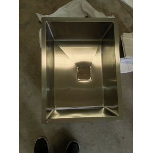 Square Drain Hole Stainless Steel Single Bowl Sink Topmount Installation