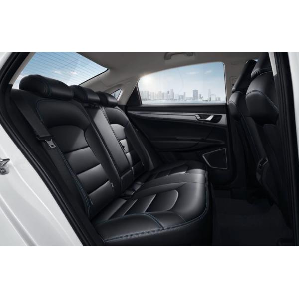 Geely Dihao EV 5 Seats 10.4KWh Power Consumption 80% Quick Charge Rate 's Electric Car