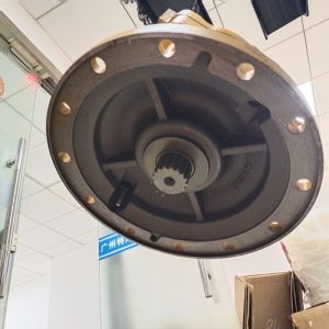 Excavator Parts Hydraulic Swing Motor 31Q6-10131 For R210LC-9