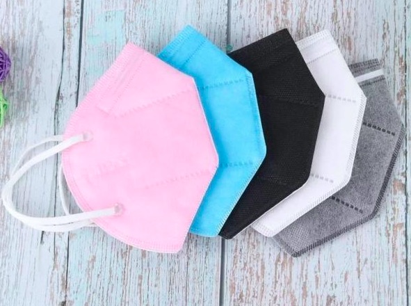 White FFP2 Dust Mask High Level Protection Good Filterability Breathe Freely