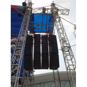 2 Meter Screw Square Truss Speaker Lighting Stands 6m - 18m 16 Degrees Hardness