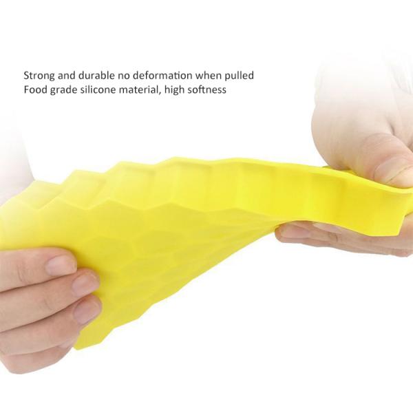 Sustainable Ice Cream Makers Hot Foldable 37-Cavity Honeycomb Silicone Ice Tray with Lid