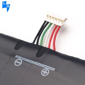 A Black 2600mAh Lithium Polymer BOP9C100 Battery for HTC D816 Desire816 Mobile