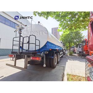 Sinotruk Howo 6x4 Sprinkling Water Tank Truck 351 - 450hp