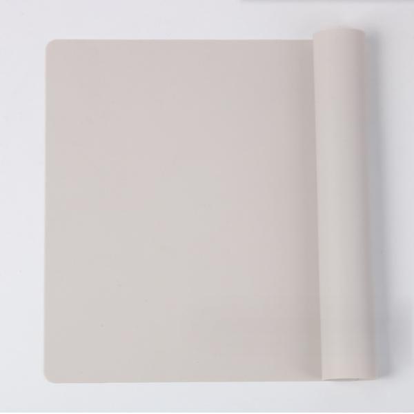 Stocked Non-slip Rectangle 40x30cm Silicone Table Cloth for Table Decoration Accessories