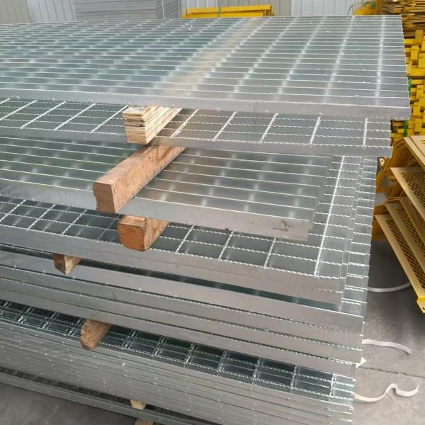 Buy 200mm Industrial Steel Grating with Hot-Dip Galvanized Corrosion Resistance at wholesale prices