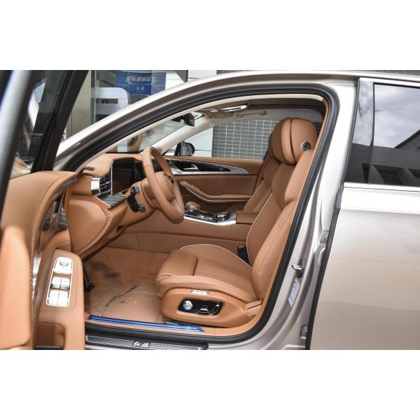 Max. Power 220kW Hongqi H9 Electric Car with 5209*2010*1731mm 299Ps Full-Size Luxury