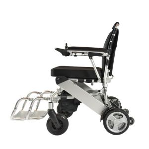 Ultra Light Folding Electric Wheelchair 6km/h With Brushless Controller