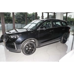 2815mm Wheelbase Gasoline SUV With Eps Solid Plate Rear Brake Intelligent System