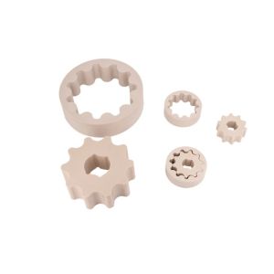 China High Performance Engineering PEEK Plastic Parts Gear Anti Ydrolysis on sale