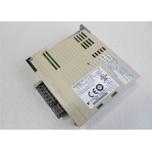 Electric Japan Yaskawa 50/60hz servopack Servo Drive 100W 200V SGDS-01A01A