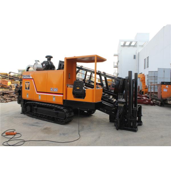 Trenchless Horizontal directional HDD machine underground pipe laying under