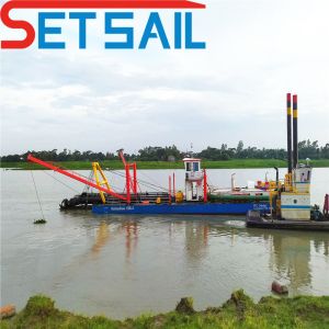26 Inch Cutter Suction Mud Dredger with Long Discharge Distance and Customized