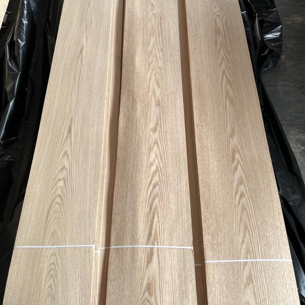 Buy Hot Sale Natural Red Oak 0.3mm/0.45mm/0.5mm/0.6mm Oak Veneer Sheet Red Oak Wood Veneer at wholesale prices