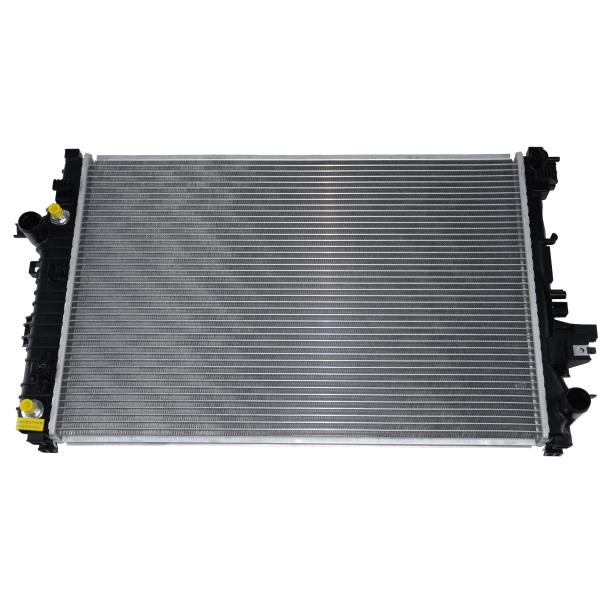 Malibu and Buick LACROSSE 2.0T 84153703 Auto Parts Aluminum Radiator for Cooling System