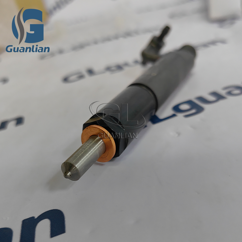 New Diesel Engine Spare Part Fuel Injector 105030-3660 For ZEXEL 6D16T 6D95 6BG1