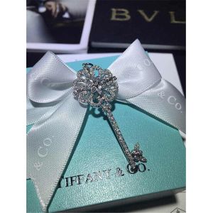  diamonds of  sakura key 18kt gold  with yellow gold or white gold or pink gold