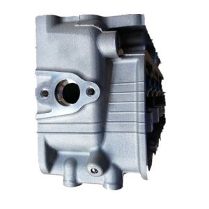 Completed Cylinder Head assembly 11040-FY501 for Ni-ssan K21 K25 Forklift 2.5D