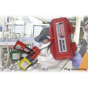 Durable Plug Lock Out Rugged Polypropylene 6.5 * 6.5 * 11.8 Cm Size