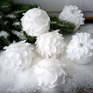 White Petal Christmas Ball Christmas Atmosphere Decoration