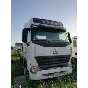 HOWO Used Semi Tractors LHD Drive Model