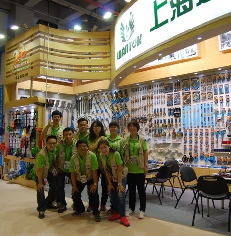 10pcs Garden Hand Tools Set with Long Wooden Handle Multifunctional and Customized Support