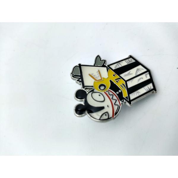 Small Zinc Alloy Costume Brooches And Pins Disney Mickey Themed