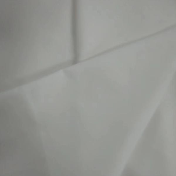 100% Polyester/Cotton Light White 15gsm Muslim Men Arabian Thobe Woven for Men's Wear