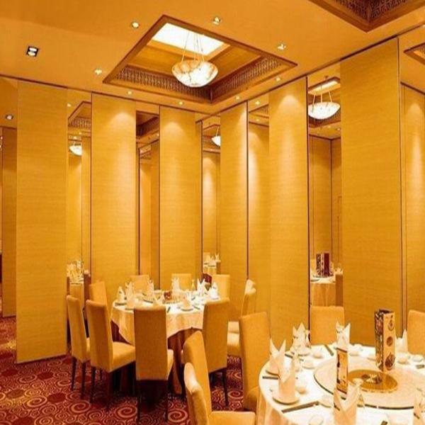 Hanging System Folding Partition Walls Aluminum Soundproof Movable Wall For Dining Room
